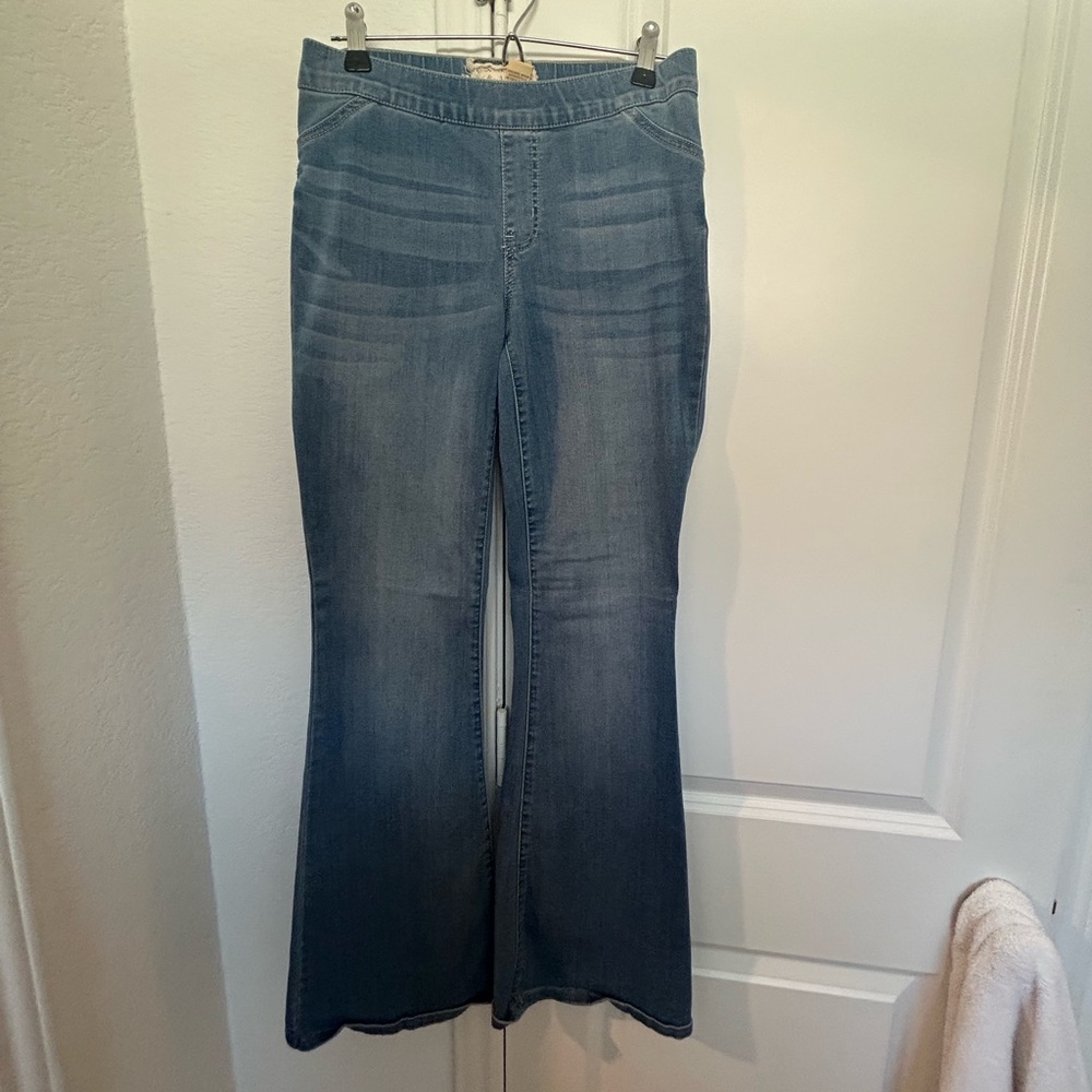 Altar’d State pull on denim flares size small